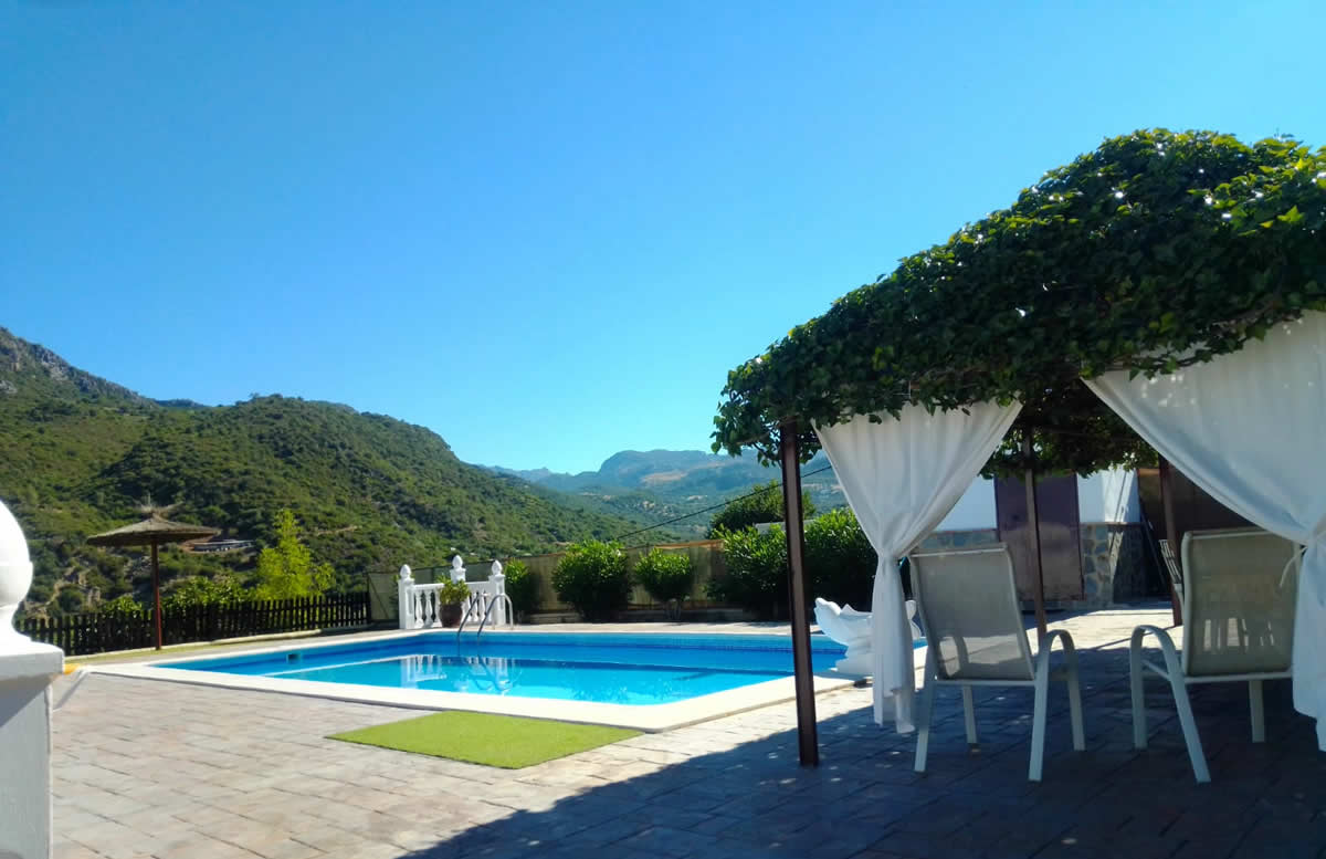 Casa rural en la Sierra de Cádiz: “Haza de los fresnos”